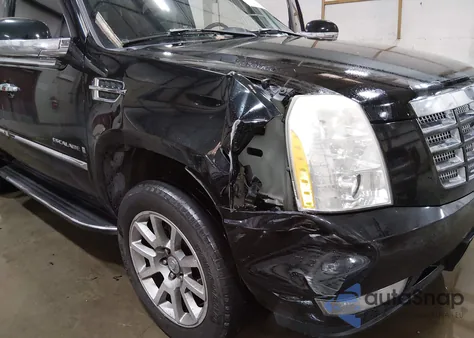 2007 Cadillac Escalade Standard from USA, damaged, VIN 1GYFK63897R297990